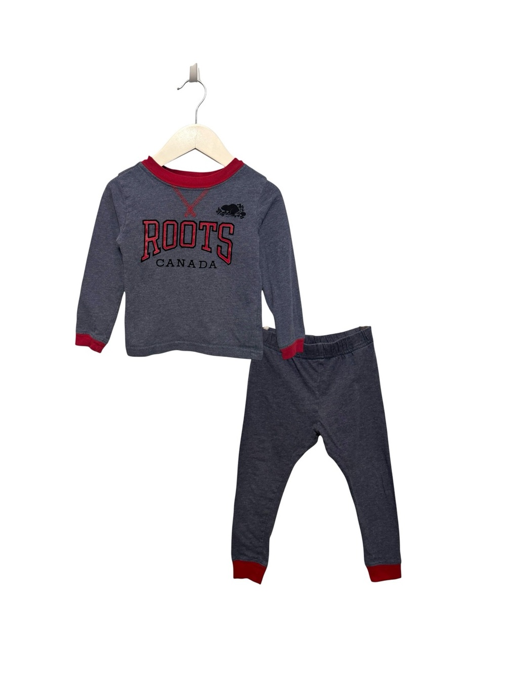 ⭐️ 5/$30 Roots Kids Pajama Set size 2T
